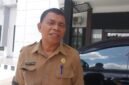 Kepala Inspektorat Manggarai Barat, Blasius Oban bersama tim Auditor mendatangi kantor Kejaksaan Manggarai Barat. Selasa, [3/12] siang. 