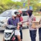 Polres Mabar Bagi Takjil Dibulan Suci Ramadhan Di Labuan Bajo